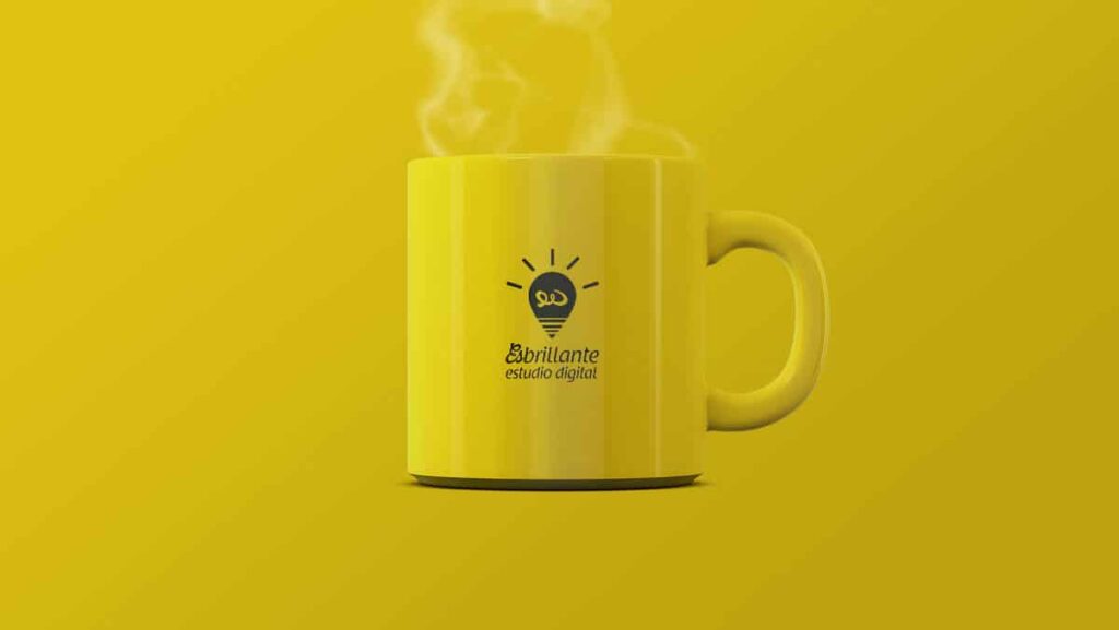 Download 17 Mockups de tazas de café gratis en photoshop